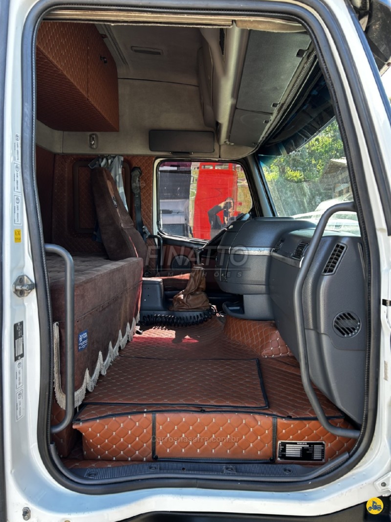 FH-12 420 GLOBETROTTER 4X2 - 2005 - GARIBALDI