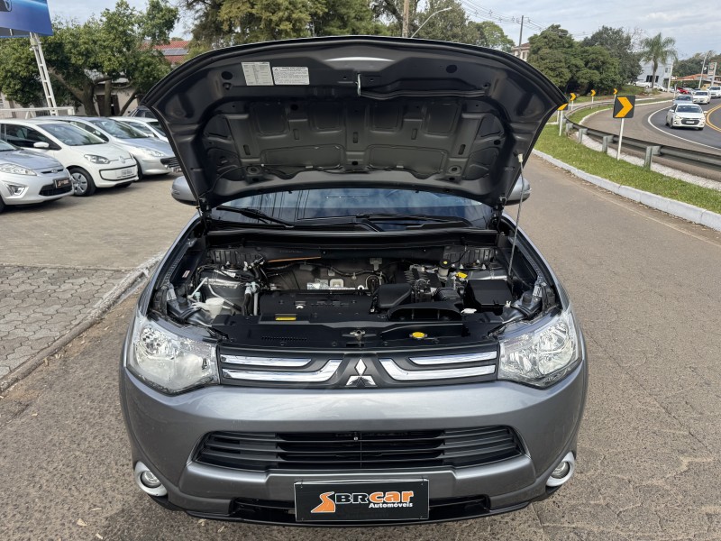 OUTLANDER 2.0 16V GASOLINA 4P AUTOMÁTICO - 2015 - DOIS IRMãOS