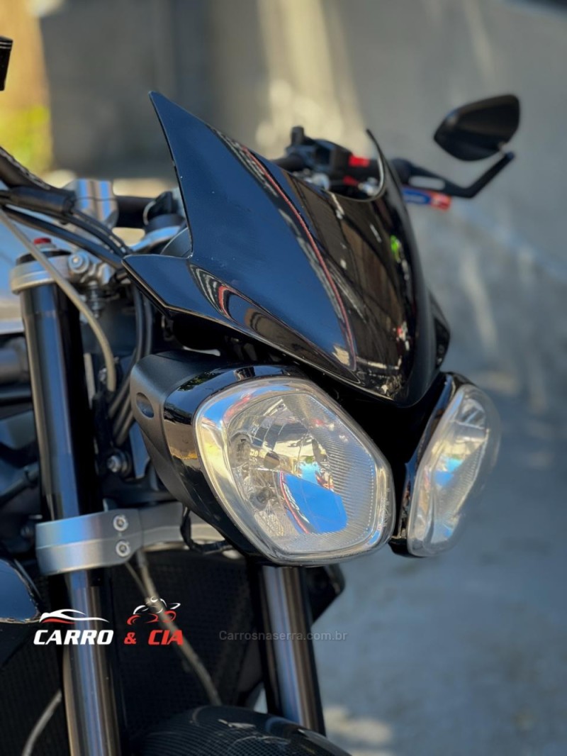 STREET TRIPLE R ABS  - 2015 - SANTA CRUZ DO SUL