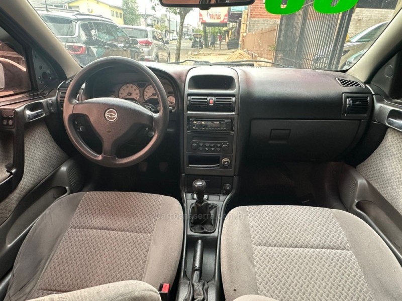 ASTRA 2.0 MPFI SUNNY 8V GASOLINA 2P MANUAL - 2003 - PAROBé