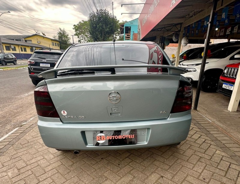 ASTRA 2.0 MPFI SUNNY 8V GASOLINA 2P MANUAL - 2003 - PAROBé