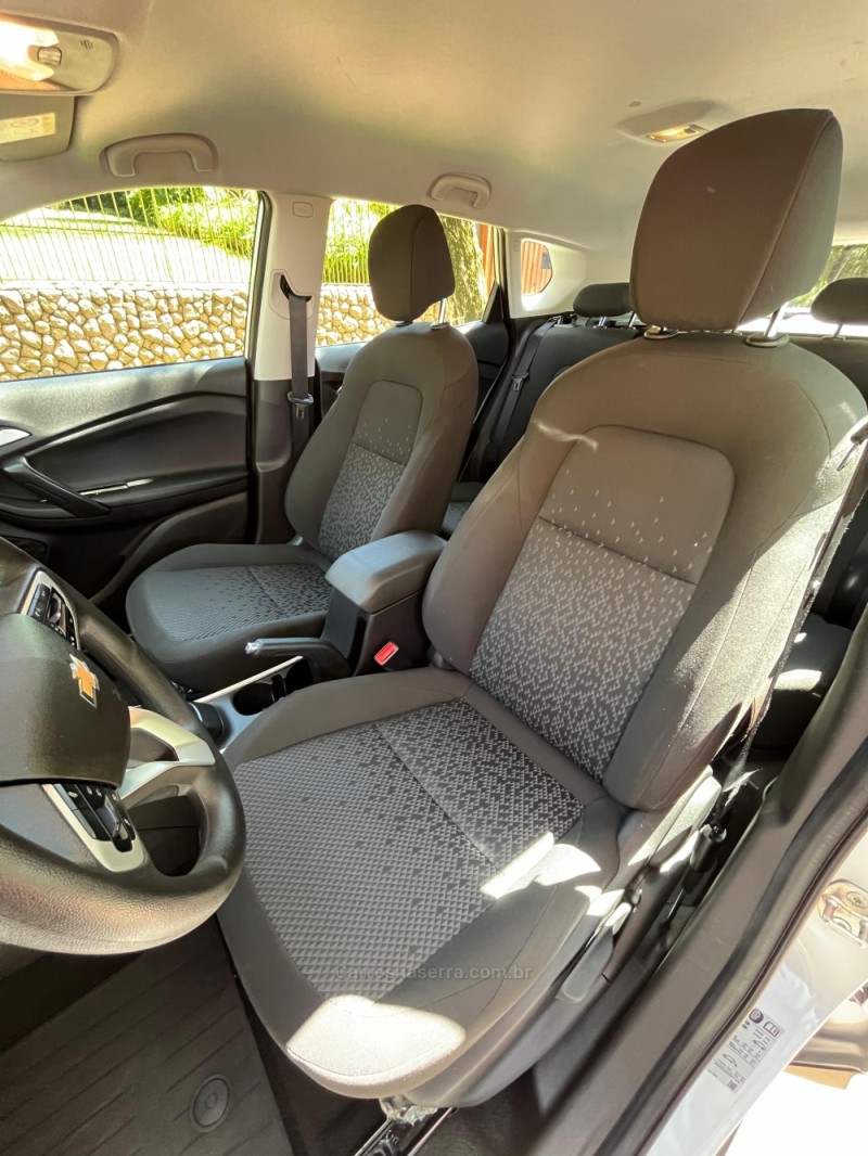 TRACKER 1.0 12V TURBO FLEX 4P AUTOMÁTICO - 2022 - ERECHIM