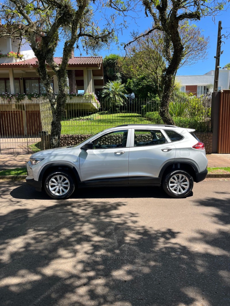 TRACKER 1.0 12V TURBO FLEX 4P AUTOMÁTICO - 2022 - ERECHIM