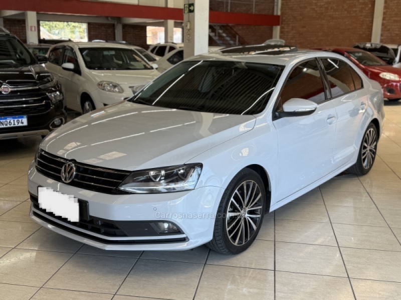 JETTA 1.4 16V TSI COMFORTLINE GASOLINA 4P TIPTRONIC - 2017 - BENTO GONçALVES