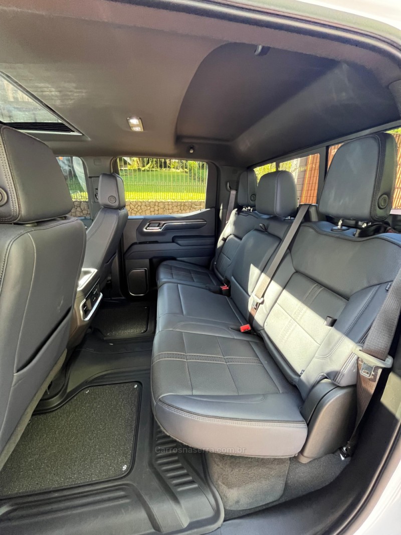 SILVERADO 5.3 1500 HIGH 4X4 COUNTRY GASOLINA 4X4 AUTOMÁTICO - 2024 - ERECHIM