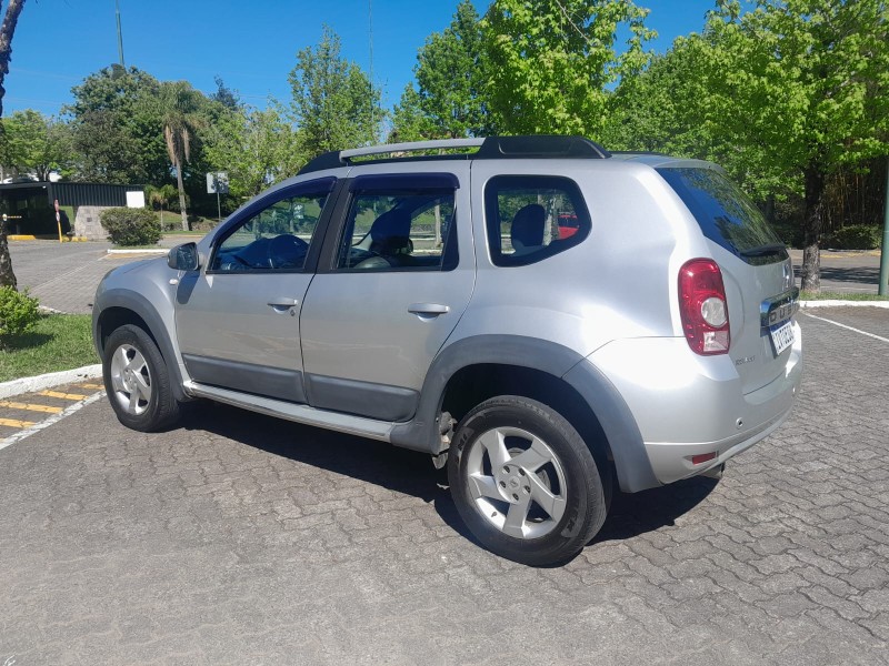 DUSTER 2.0 DYNAMIQUE 4X2 16V FLEX 4P AUTOMÁTICO - 2015 - CAXIAS DO SUL