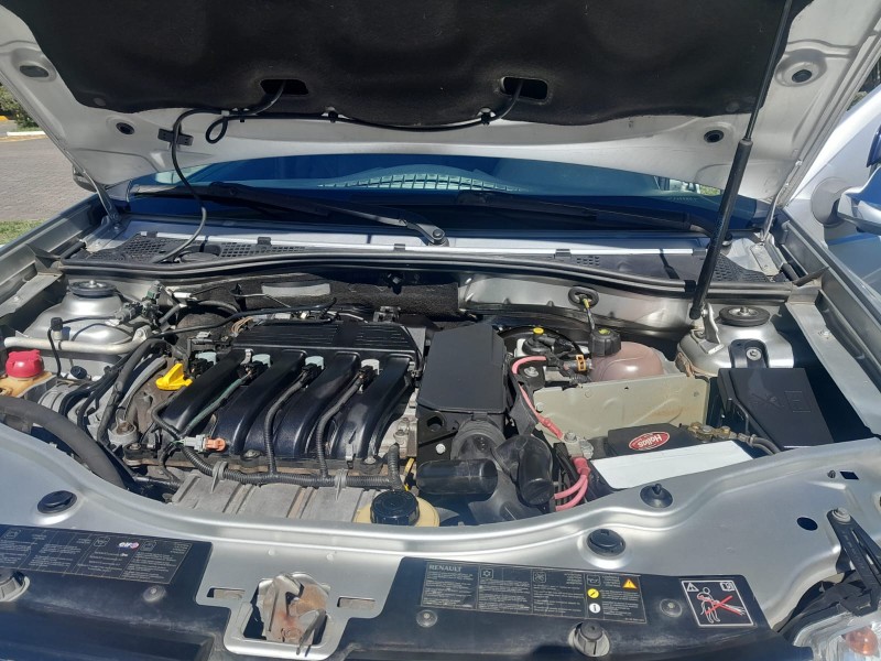 DUSTER 2.0 DYNAMIQUE 4X2 16V FLEX 4P AUTOMÁTICO - 2015 - CAXIAS DO SUL