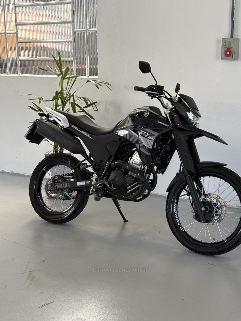 XTZ 250 LANDER - 2022 - CAXIAS DO SUL