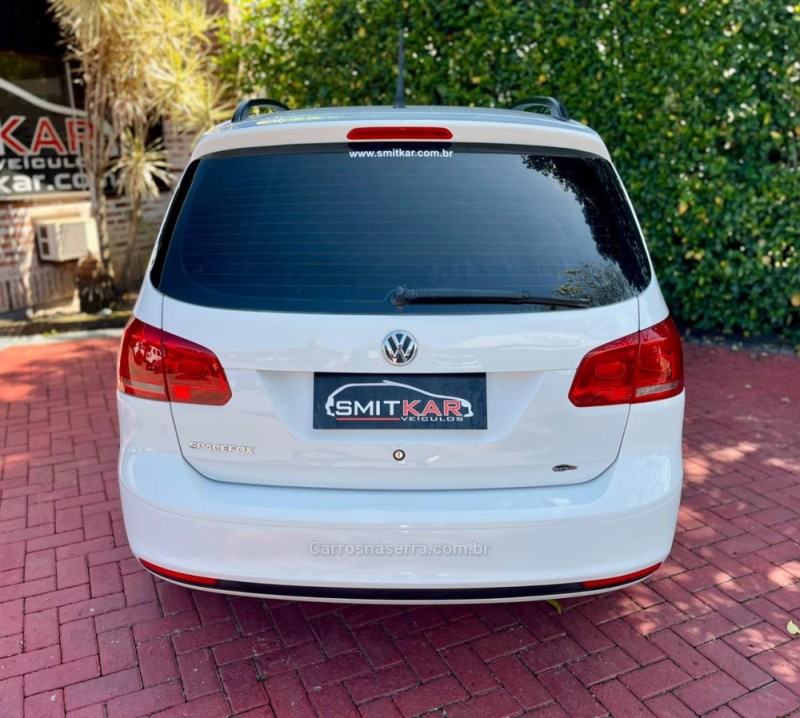 SPACEFOX 1.6 MI TREND 8V FLEX 4P MANUAL - 2012 - ROLANTE