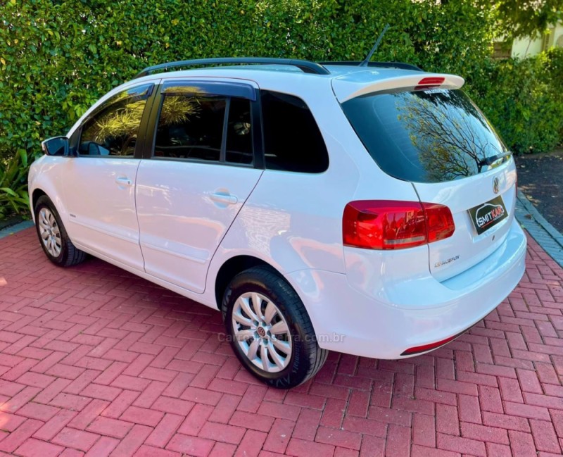 SPACEFOX 1.6 MI TREND 8V FLEX 4P MANUAL - 2012 - ROLANTE