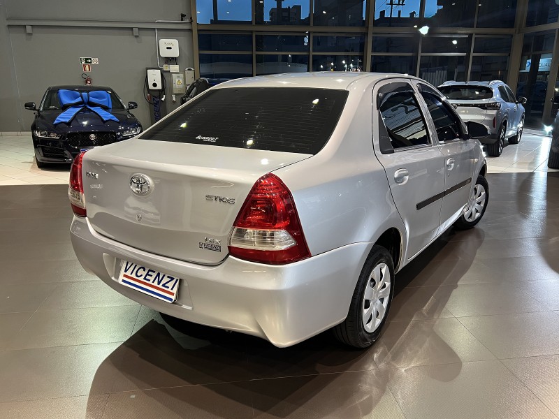 ETIOS 1.5 X SEDAN 16V FLEX 4P MANUAL - 2016 - FARROUPILHA