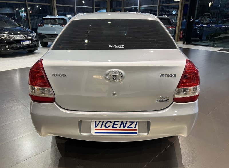 ETIOS 1.5 X SEDAN 16V FLEX 4P MANUAL - 2016 - FARROUPILHA