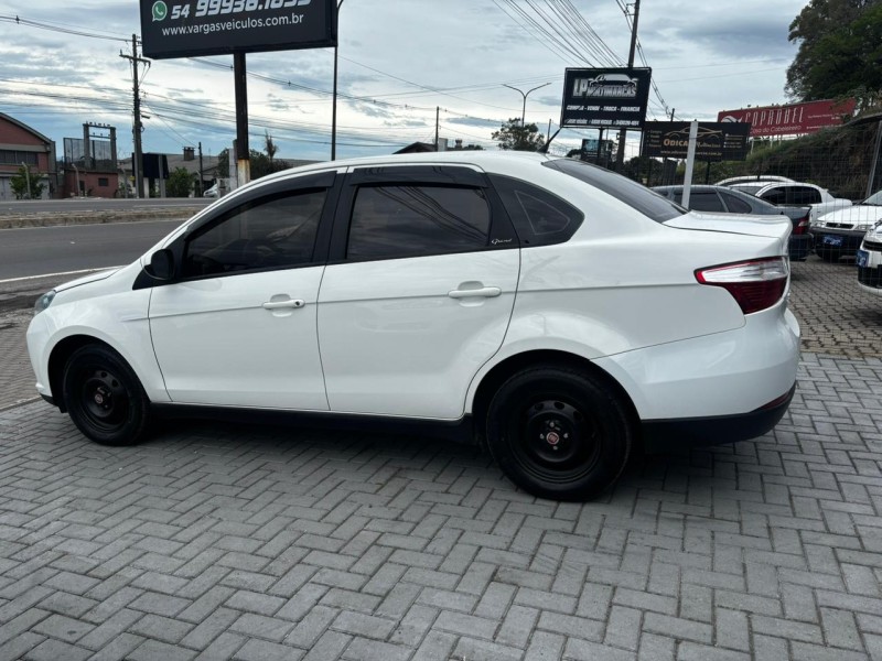 GRAND SIENA 1.0 ATTRACTIVE 8V FLEX 4P MANUAL - 2018 - CAXIAS DO SUL