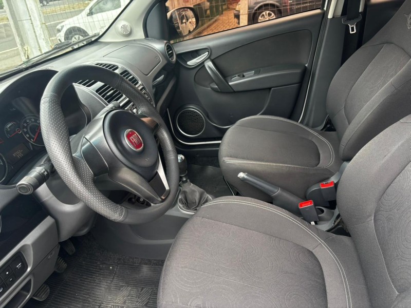 GRAND SIENA 1.0 ATTRACTIVE 8V FLEX 4P MANUAL - 2018 - CAXIAS DO SUL