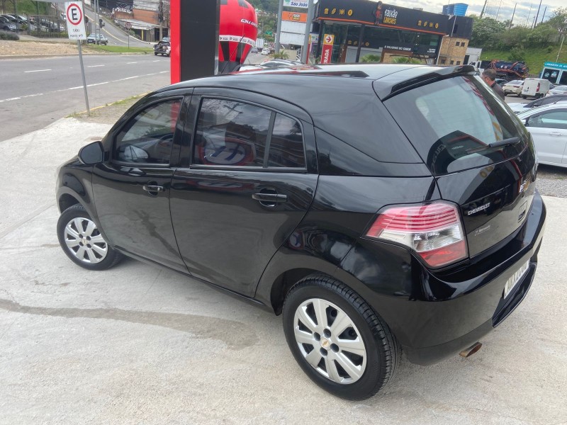 AGILE 1.4 MPFI LT 8V FLEX 4P MANUAL - 2010 - CAXIAS DO SUL