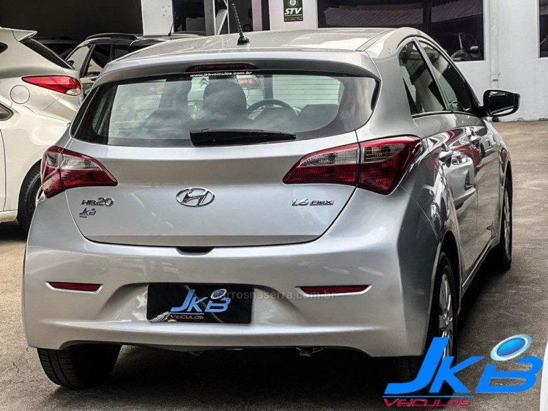 HB20 1.6 COMFORT 16V FLEX 4P MANUAL - 2014 - NOVO HAMBURGO