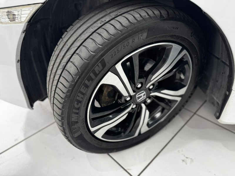 CIVIC 1.5 16V TOURING TURBO GASOLINA 4P AUTOMÁTICO - 2017 - CAXIAS DO SUL