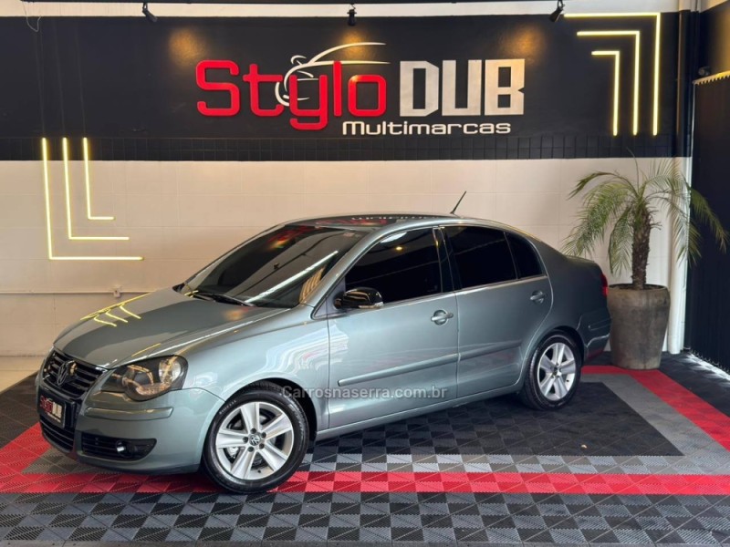 POLO SEDAN 1.6 8V GASOLINA 4P MANUAL - 2010 - ESTâNCIA VELHA