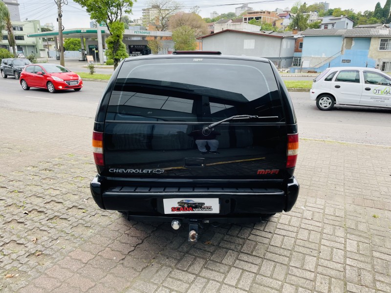 BLAZER 2.4 MPFI 4X2 8V GASOLINA 4P MANUAL - 1998 - CAXIAS DO SUL