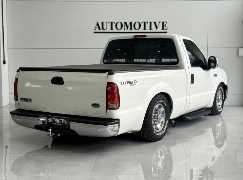 F-250 4.2 XL 4X2 CS TURBO INTERCOOLER DIESEL 2P MANUAL - 2004 - CAXIAS DO SUL