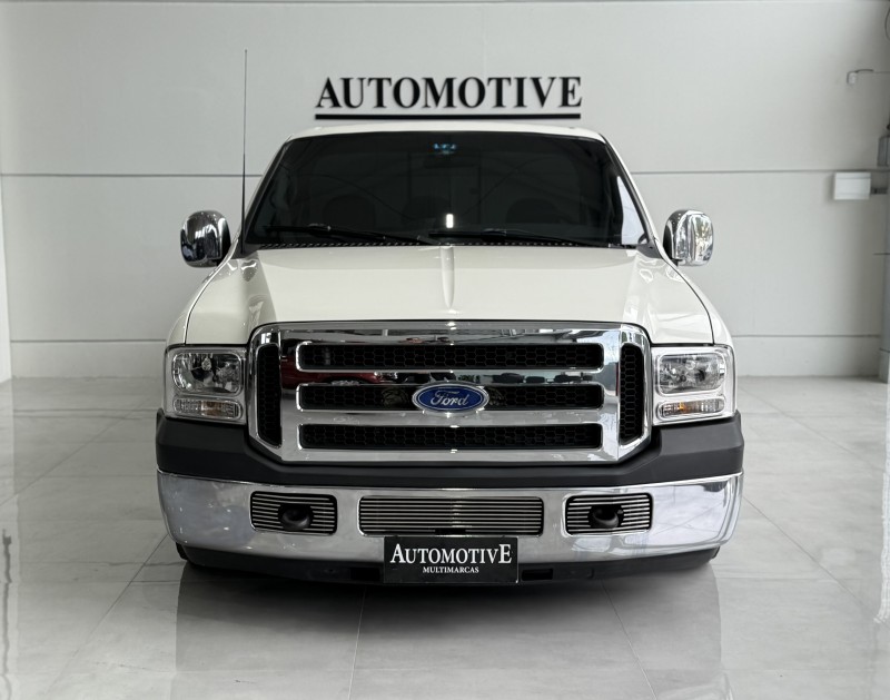 F-250 4.2 XL 4X2 CS TURBO INTERCOOLER DIESEL 2P MANUAL - 2004 - CAXIAS DO SUL