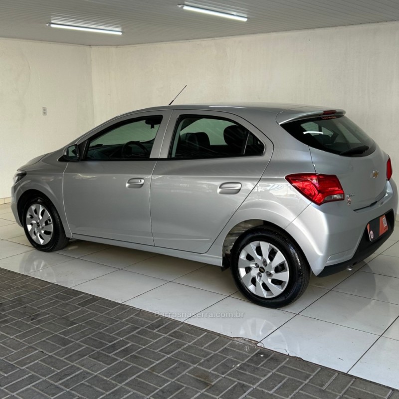 ONIX 1.0 MPFI LT 8V FLEX 4P MANUAL - 2019 - VACARIA