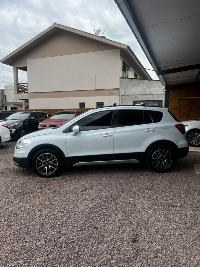 S-CROSS 1.6 16V VVT GASOLINA GLX 4P 4X4 AUTOMÁTICO - 2016 - LAJEADO