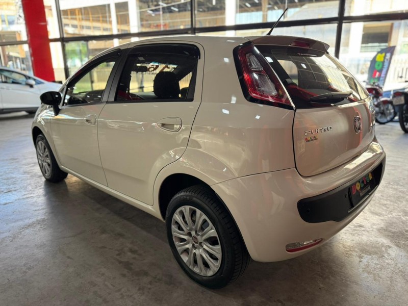 PUNTO 1.4 ATTRACTIVE 8V FLEX 4P MANUAL - 2016 - SãO LEOPOLDO