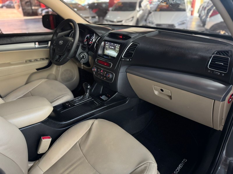 SORENTO 2.4 EX 4X2 16V GASOLINA 4P AUTOMÁTICO - 2014 - SãO LEOPOLDO