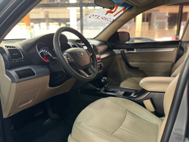 SORENTO 2.4 EX 4X2 16V GASOLINA 4P AUTOMÁTICO - 2014 - SãO LEOPOLDO