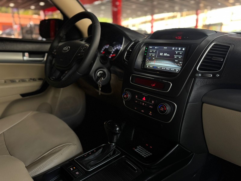 SORENTO 2.4 EX 4X2 16V GASOLINA 4P AUTOMÁTICO - 2014 - SãO LEOPOLDO