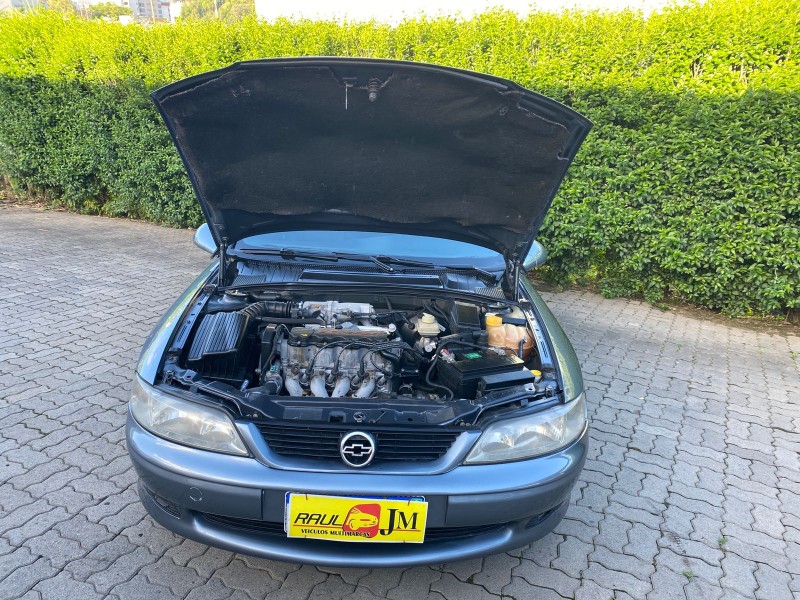 VECTRA 2.2 MPFI GL MILENIUM 8V GASOLINA 4P MANUAL - 2001 - CAXIAS DO SUL