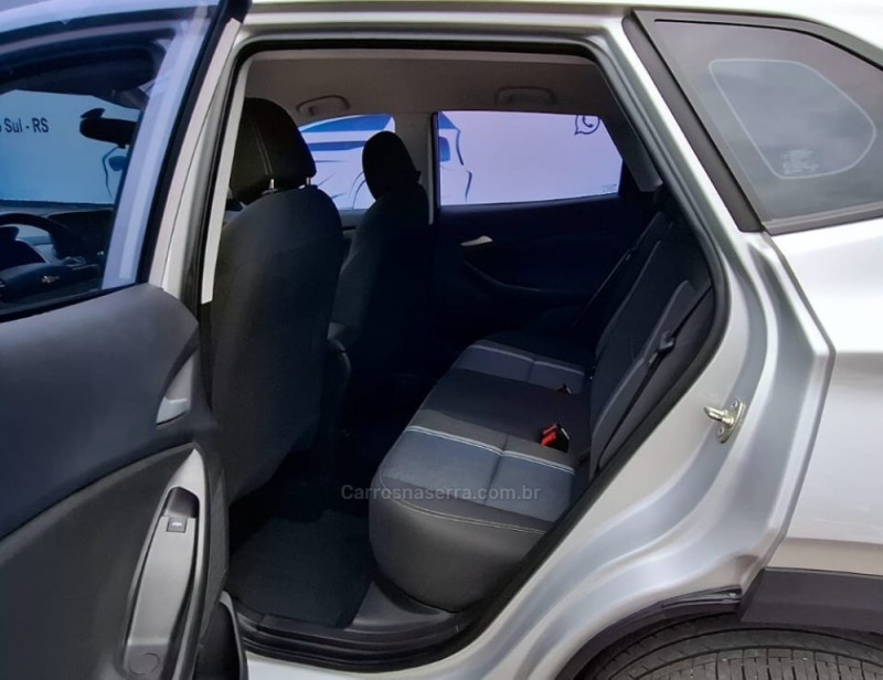 TRACKER 1.0 12V LT TURBO FLEX 4P AUTOMÁTICO - 2022 - SALVADOR DO SUL