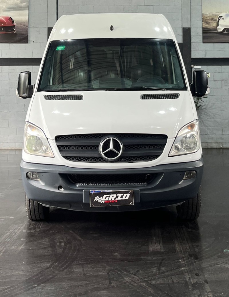 SPRINTER 2.2 515 CDI VAN 18 LUGARES TETO ALTO 16V BI-TURBO DIESEL MANUAL - 2013 - ESTâNCIA VELHA