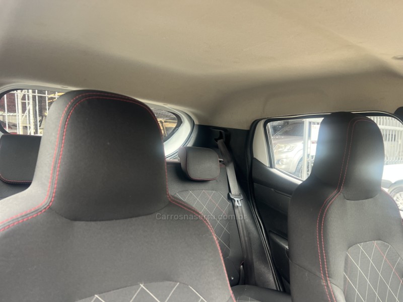 KWID 1.0 12V SCE FLEX ZEN MANUAL - 2020 - CAMPO BOM