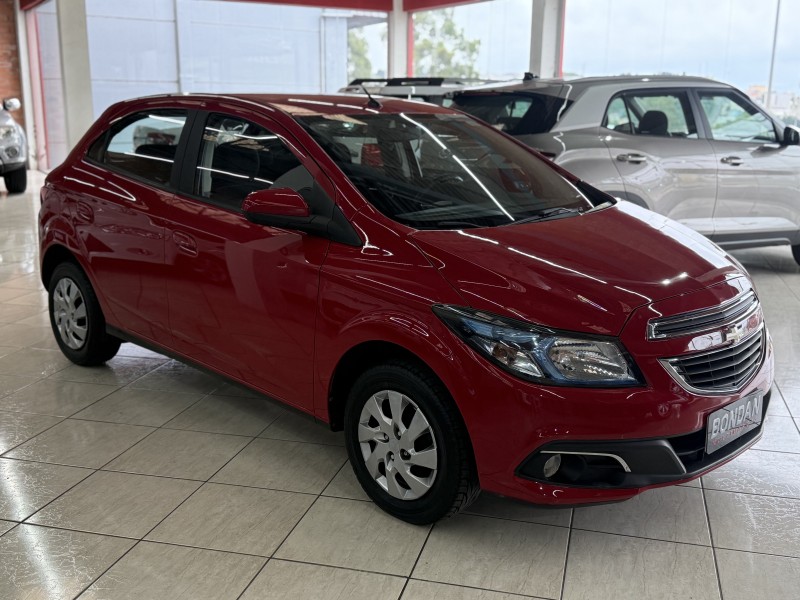 ONIX 1.4 MPFI LT 8V FLEX 4P MANUAL - 2013 - FARROUPILHA
