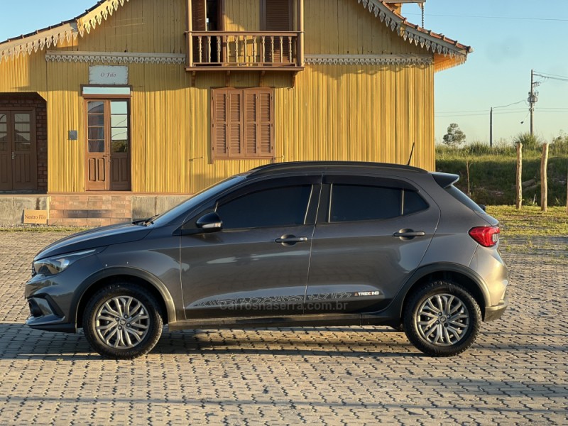 ARGO 1.3 8V TREKKING FLEX 4P MANUAL