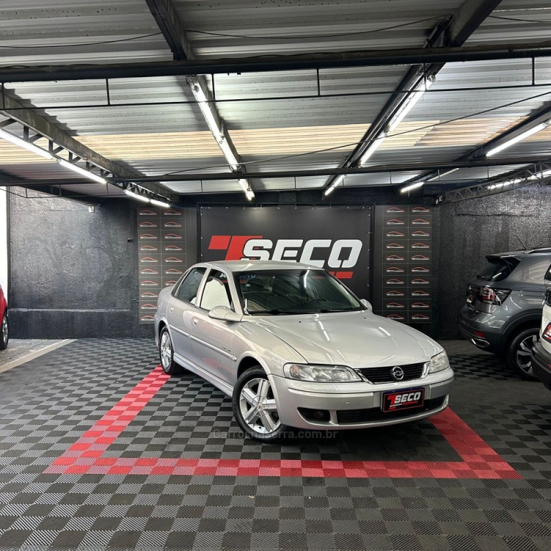 VECTRA 2.0 MPFI EXPRESSION 8V FLEX 4P MANUAL - 2005 - PASSO FUNDO