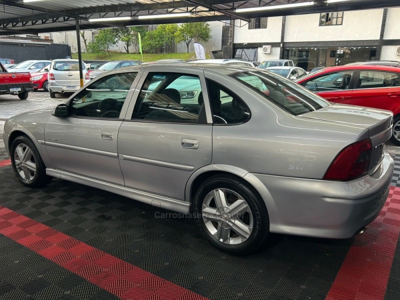 VECTRA 2.0 MPFI EXPRESSION 8V FLEX 4P MANUAL - 2005 - PASSO FUNDO