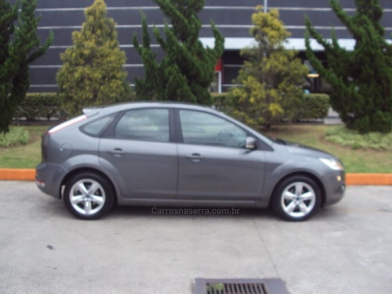 FOCUS 1.6 GLX 16V FLEX 4P MANUAL - 2012 - CAXIAS DO SUL