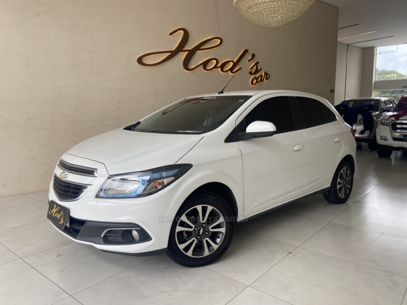 onix 1.4 mpfi ltz 8v flex 4p automatico 2016 canela