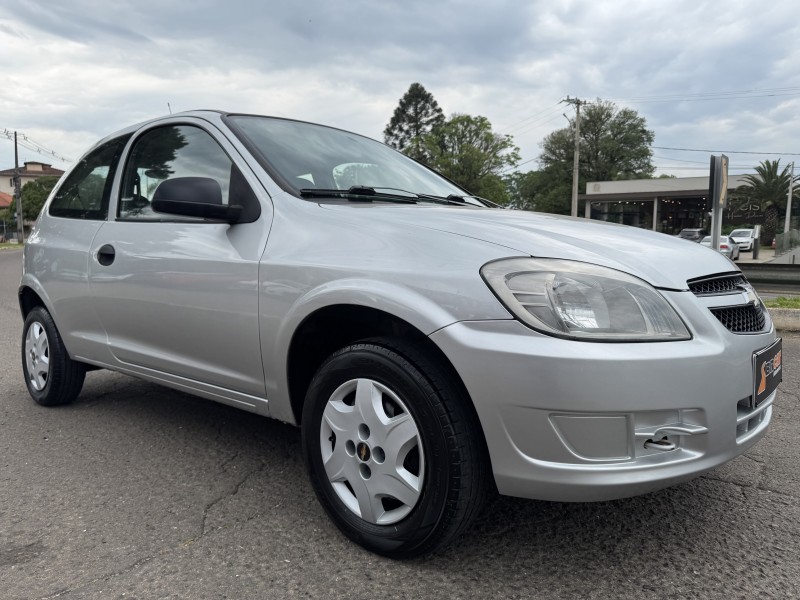 CELTA 1.0 MPFI LIFE 8V FLEX 2P MANUAL - 2013 - DOIS IRMãOS