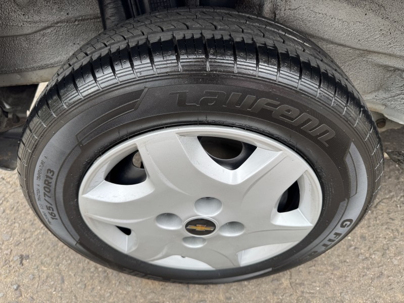 CELTA 1.0 MPFI LIFE 8V FLEX 2P MANUAL - 2013 - DOIS IRMãOS