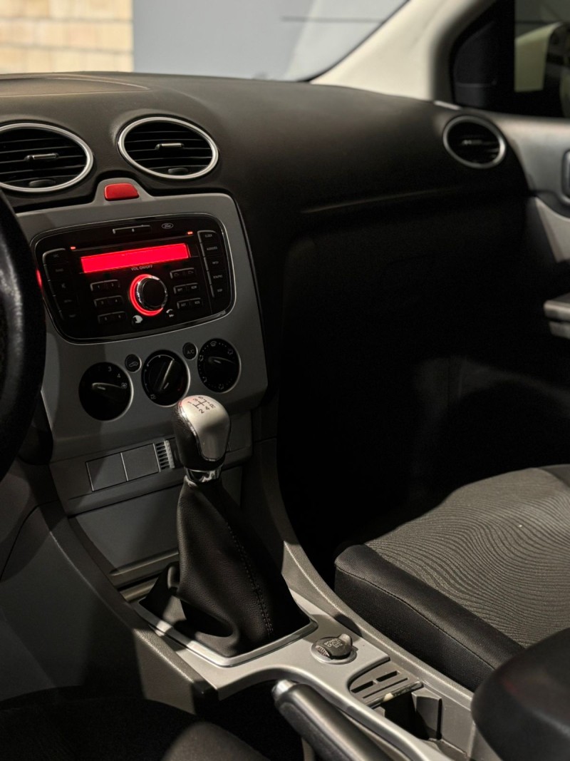 FOCUS 1.6 GLX 8V FLEX 4P MANUAL - 2013 - BENTO GONçALVES