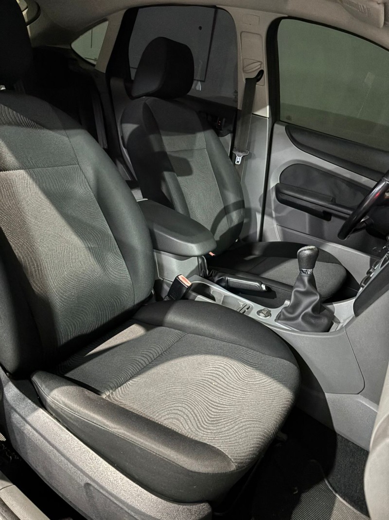 FOCUS 1.6 GLX 8V FLEX 4P MANUAL - 2013 - BENTO GONçALVES