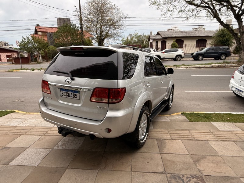 HILUX SW4 3.0 SRV 4X4 16V TURBO INTERCOOLER DIESEL 4P AUTOMÁTICO - 2006 - FARROUPILHA