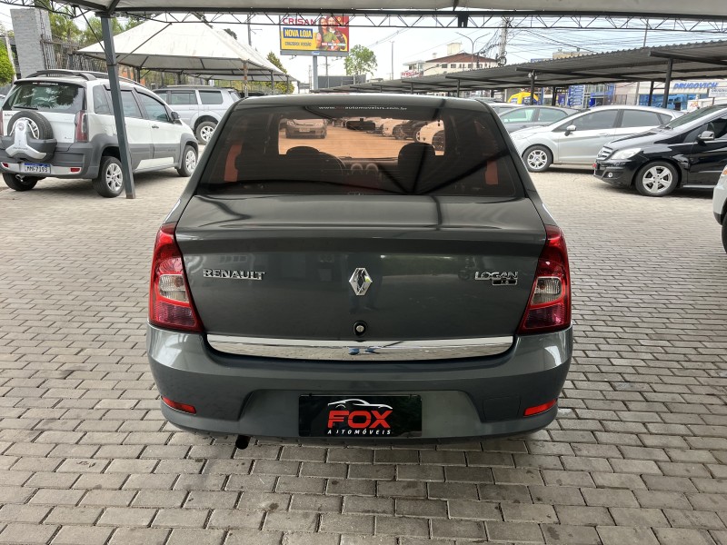 LOGAN 1.6 EXPRESSION 8V FLEX 4P MANUAL - 2011 - CAXIAS DO SUL