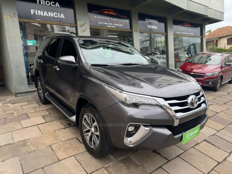 HILUX SW4 2.8 SRX 4X4 16V TURBO INTERCOOLER DIESEL 4P AUTOMÁTICO - 2020 - GARIBALDI
