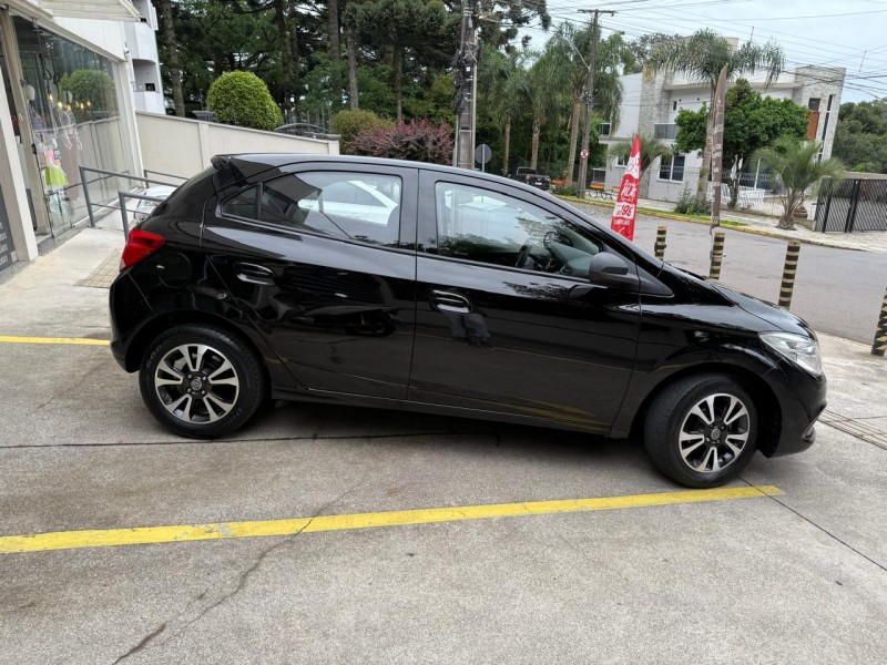 ONIX 1.0 MPFI LT 8V FLEX 4P MANUAL - 2015 - BENTO GONçALVES
