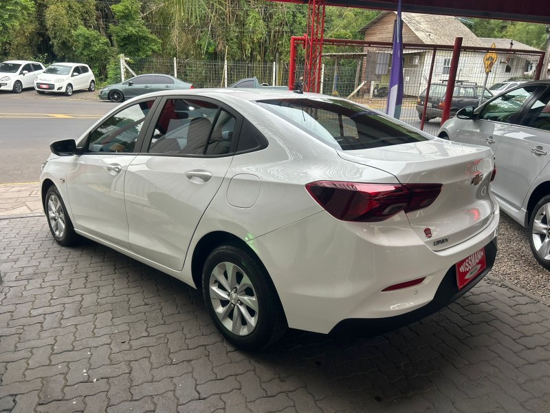 ONIX 1.0 LTZ 12V TURBO FLEX 4P AUTOMÁTICO - 2021 - TRêS COROAS
